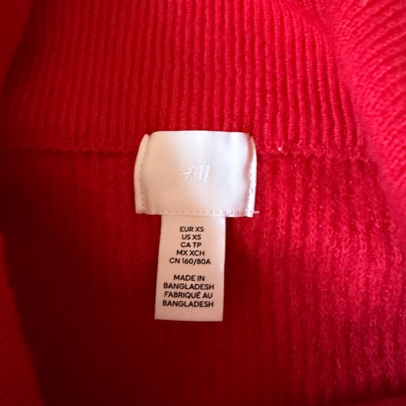 H&M Rib-Knit Off The Shoulder Sweater Red - Picture 3 of 3